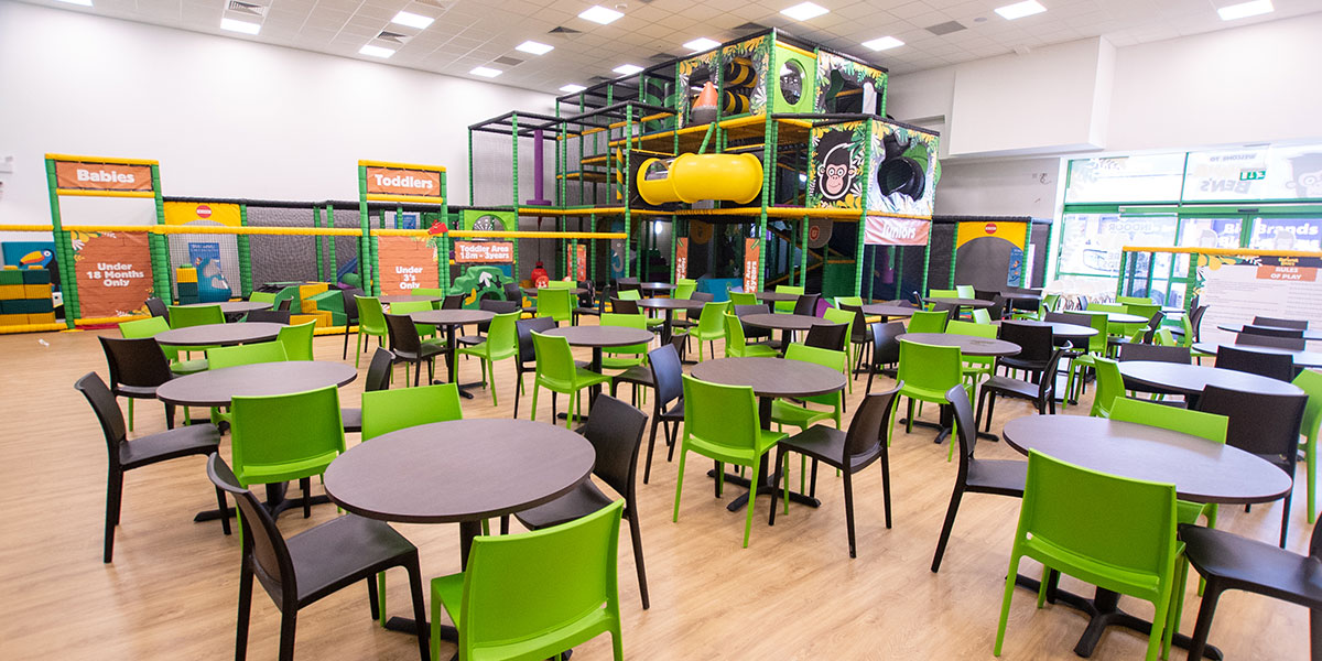 Interior of Banana Ben&rsquo;s in Flint